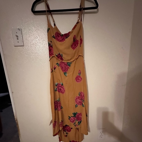 Volcom dress or swimsuit cover up - Picture 2 of 9